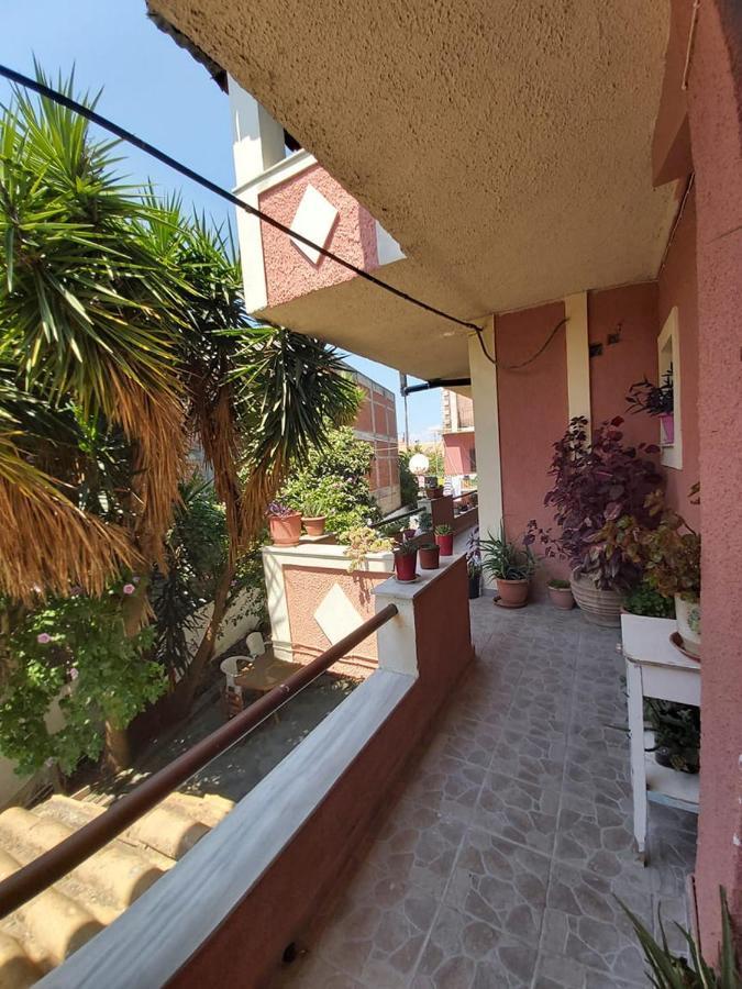 Eugenia Apartment Perama  Extérieur photo